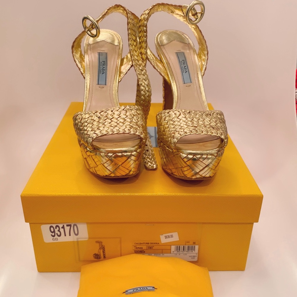 Authentic Prada Gold Calzature Donna Madras